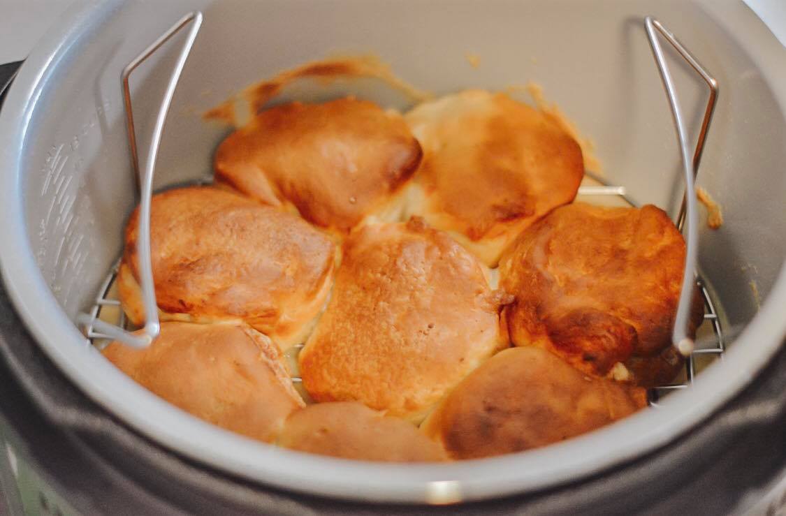 becca dutkiewicz Ninja Foodi Biscuits & Sausage Gravy