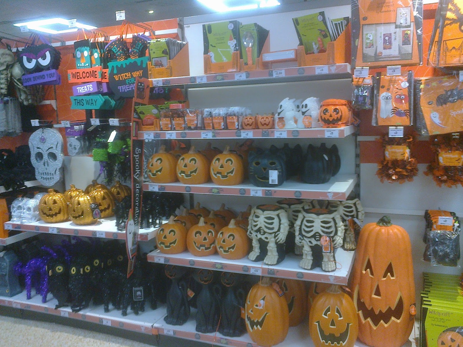 Halloween Vince's dark delights! Sainsburys Halloween 2016