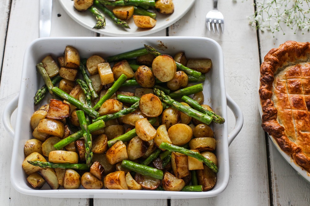 Balsamic Roasted New Potatoes With Asparagus Balsamic Roasted New Potatoes With Asparagus