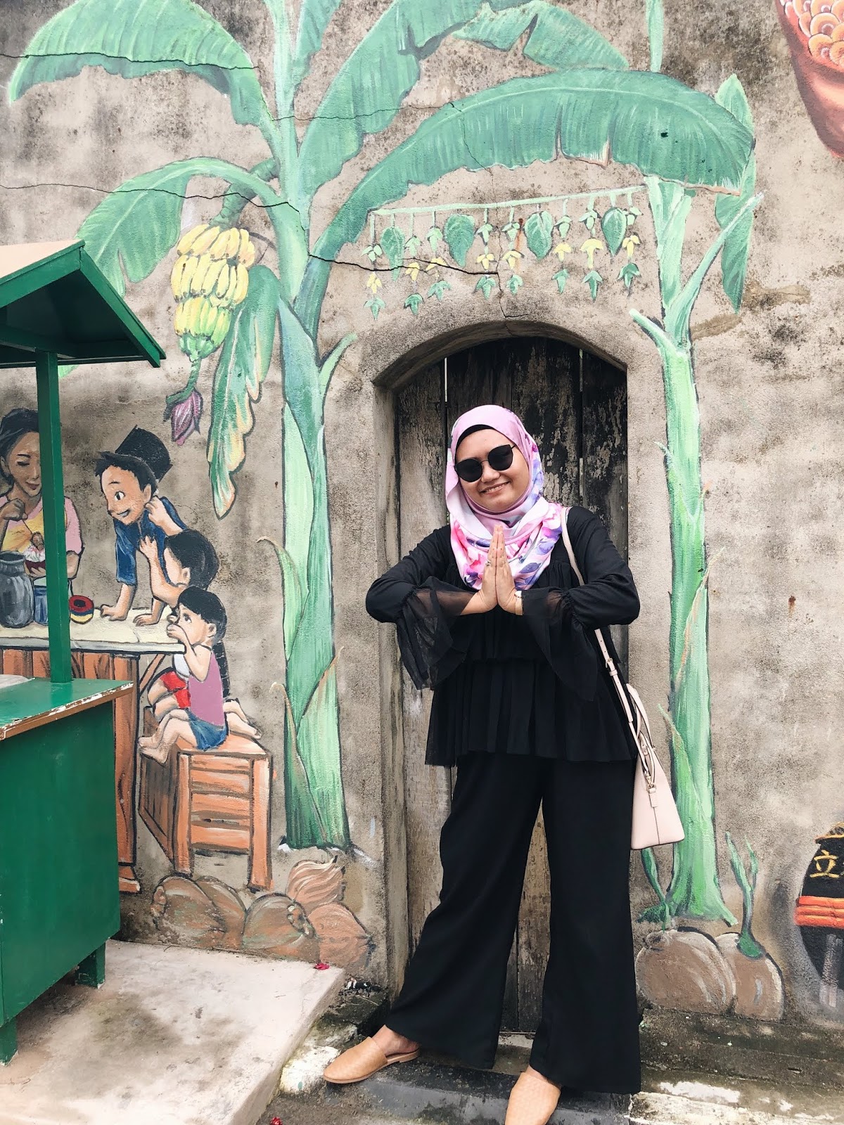 Discovering Muar Cultural Walk Street Art The Intricacies of Arnis