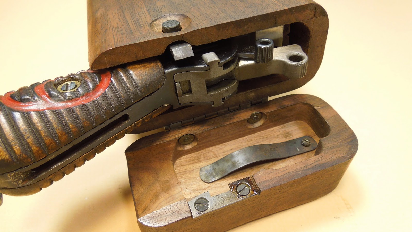 NicTaylor's R&R (Review & Mauser 9mm C96 "Red 9" Broom Handle Pistol