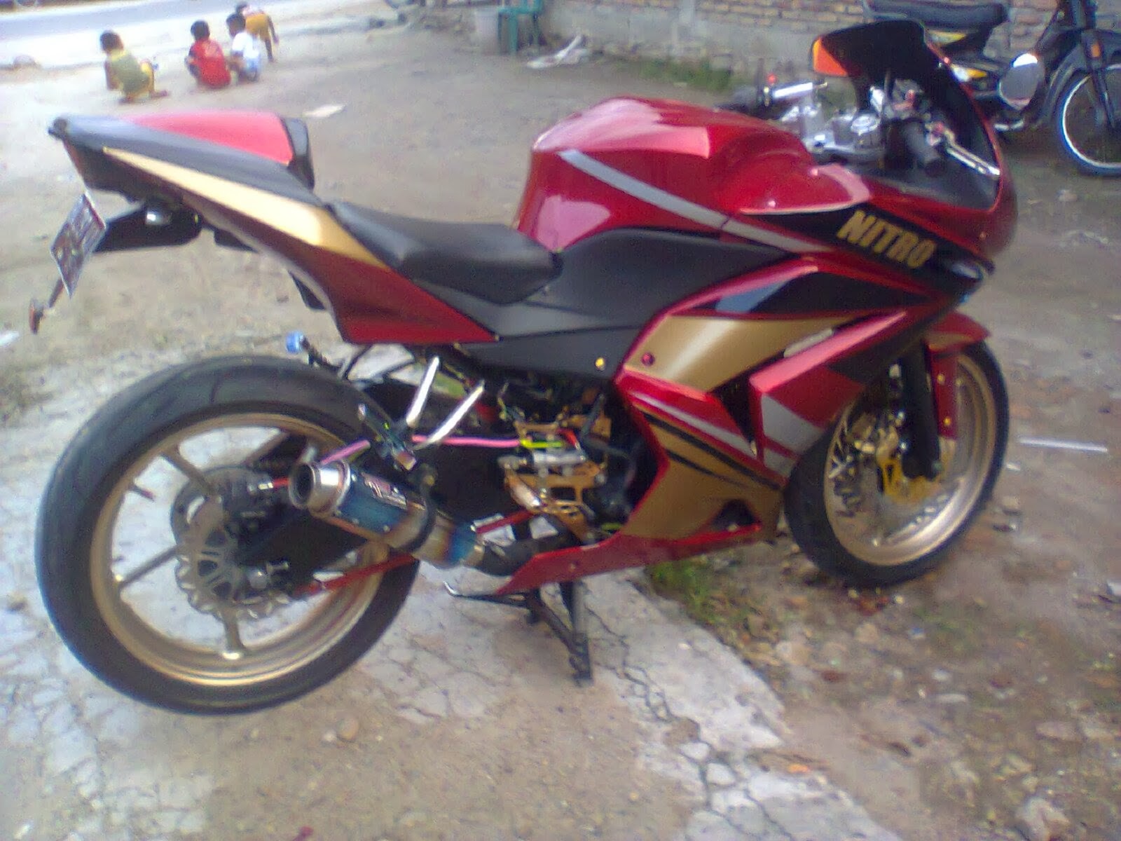 Blog Modifikasi Motor Modifikasi Byson Fairing Ninja 250R