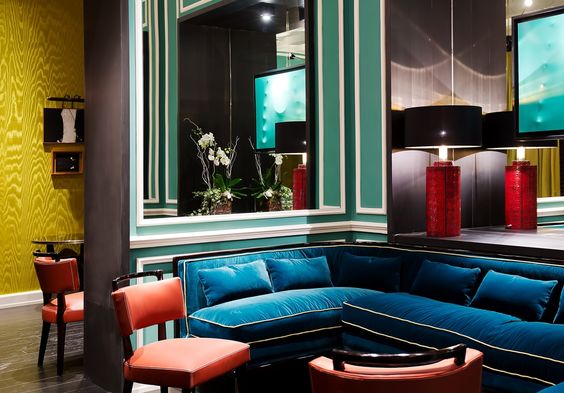 Casinha colorida: Inspirações Mid Century Modern para sua sala de estar