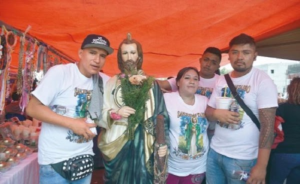 Juan dejó la drogadicción y los vicios gracias a San Judas, peregrinó para agradecer por los milagros Juan dejó la drogadicción y los vicios gracias a San Judas, peregrinó para agradecer por los milagros