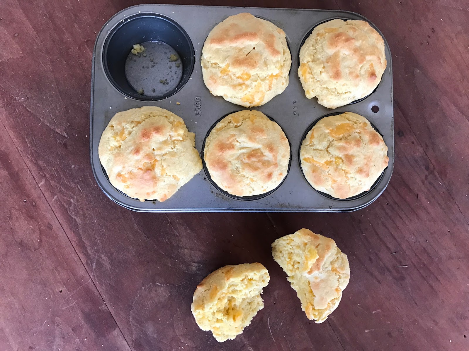 ButtermilkCheddar Corn Muffins