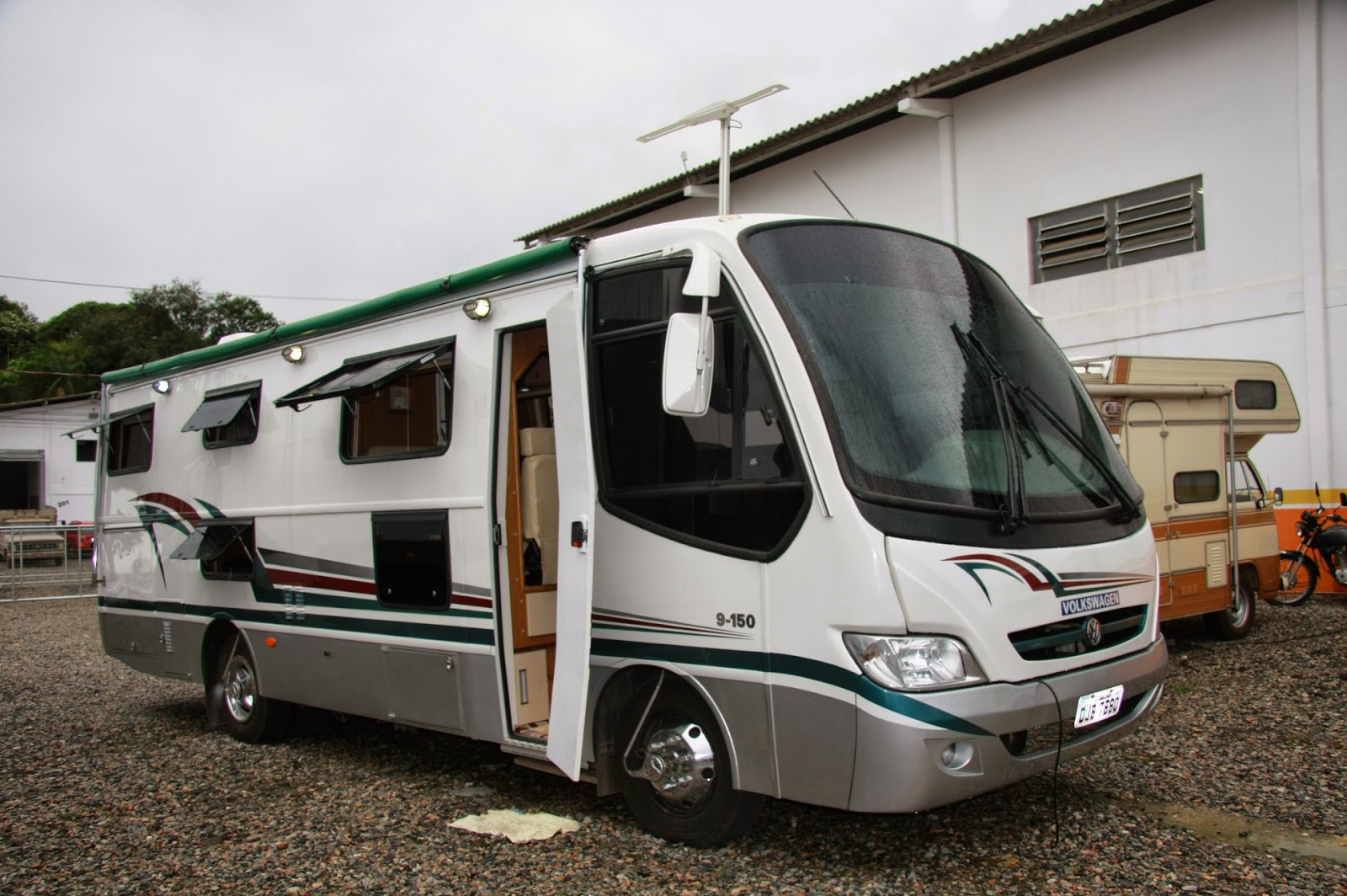 Victória Motor Homes Anúncio 024 Motorcasa Volkswagen 8150 Mescarello