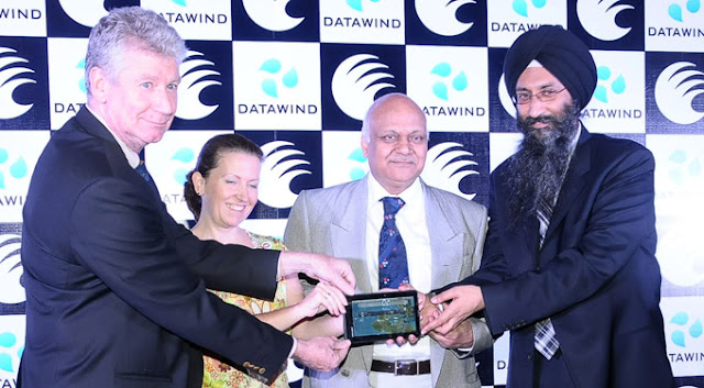 aakash maker datawind launches ubislate 7c and 7+ tablets