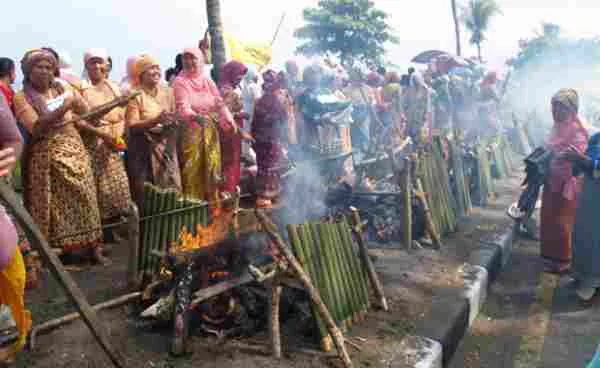 Malamang - Tradisi Menyambut Bulan Ramadhan