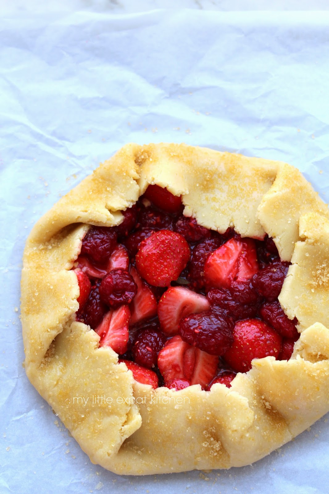 My Little Expat Kitchen Strawberry and raspberry galette
