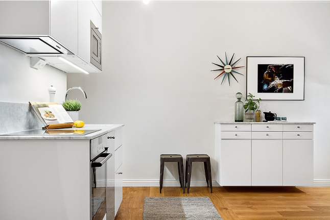 Combinar marrón con turquesa y mostaza