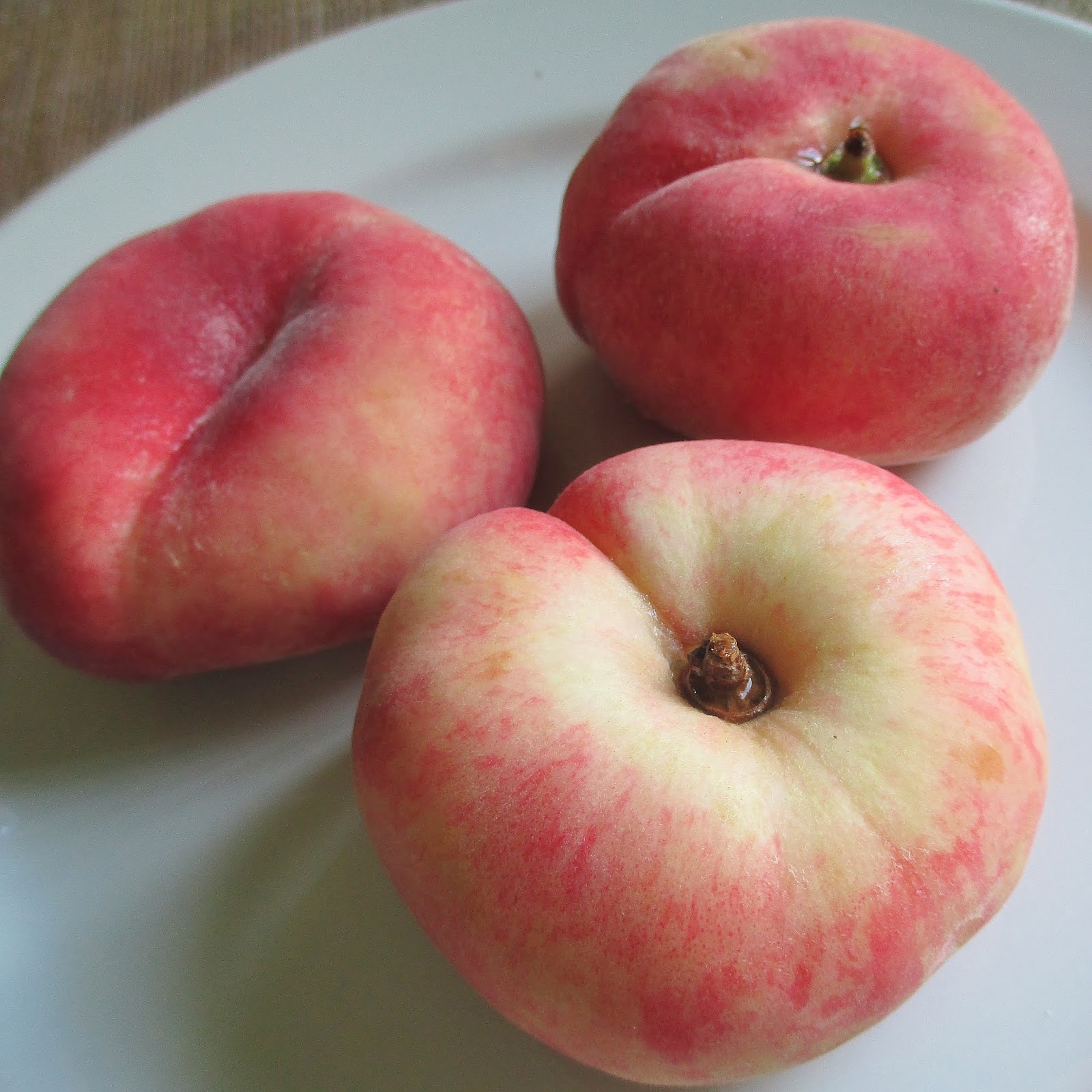 Rawdorable These fresh donuts are quite peachy