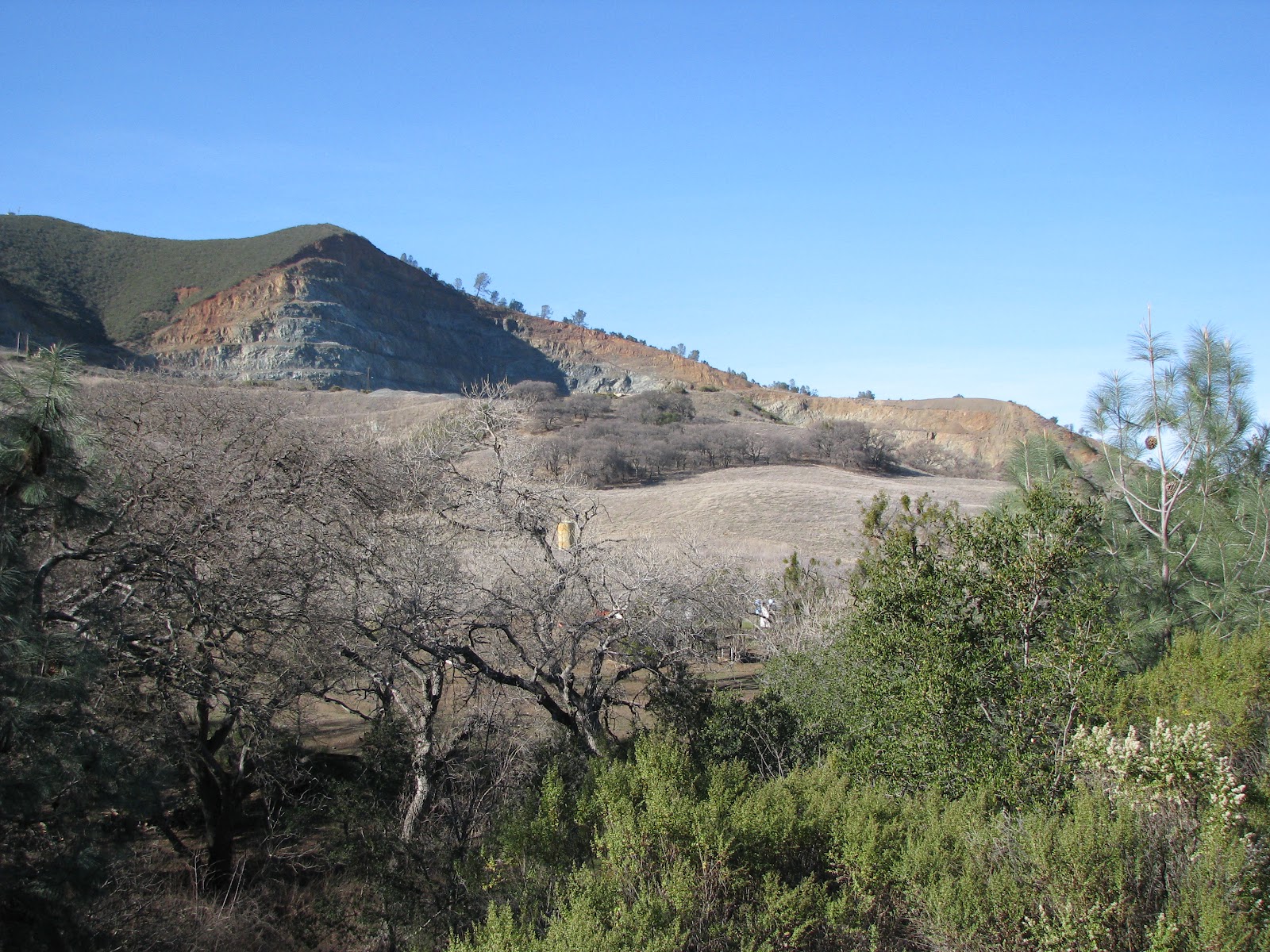 The Petrographer Ophiolites exploration, Mount Diablo, California, USA.