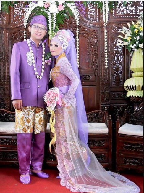 7 Kebaya Muslim Adat Sunda Yang Bisa Jadi Inspirasi Hari