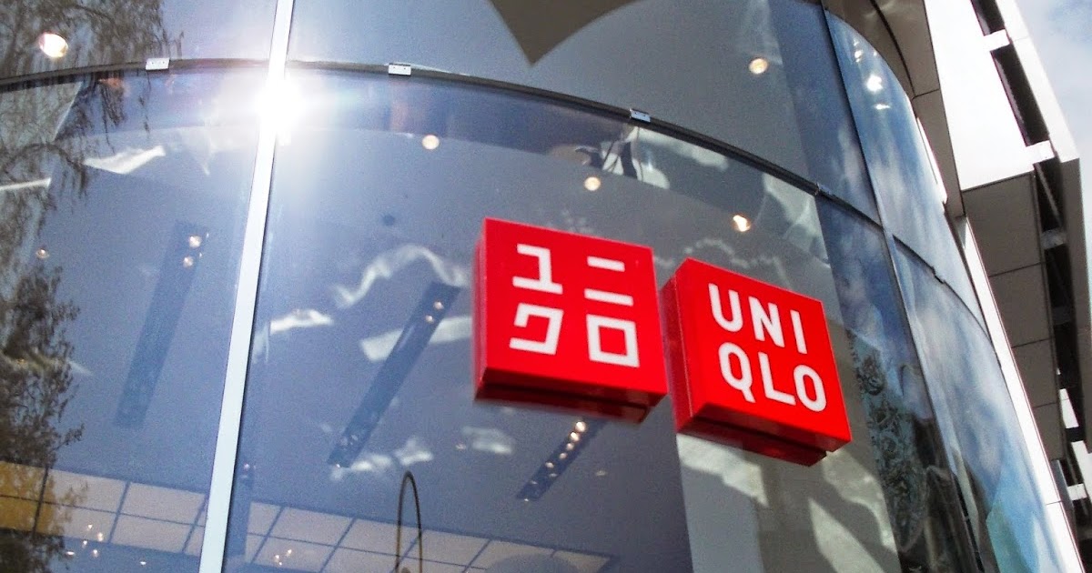 ForeignerinBerlin: Uniqlo Berlin, another shopping temptation