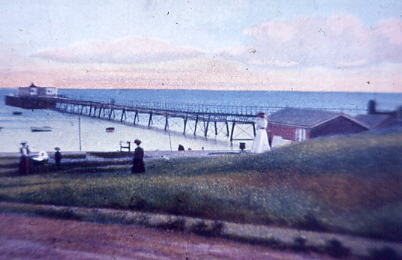 Colour tint of Lee Pier 1917