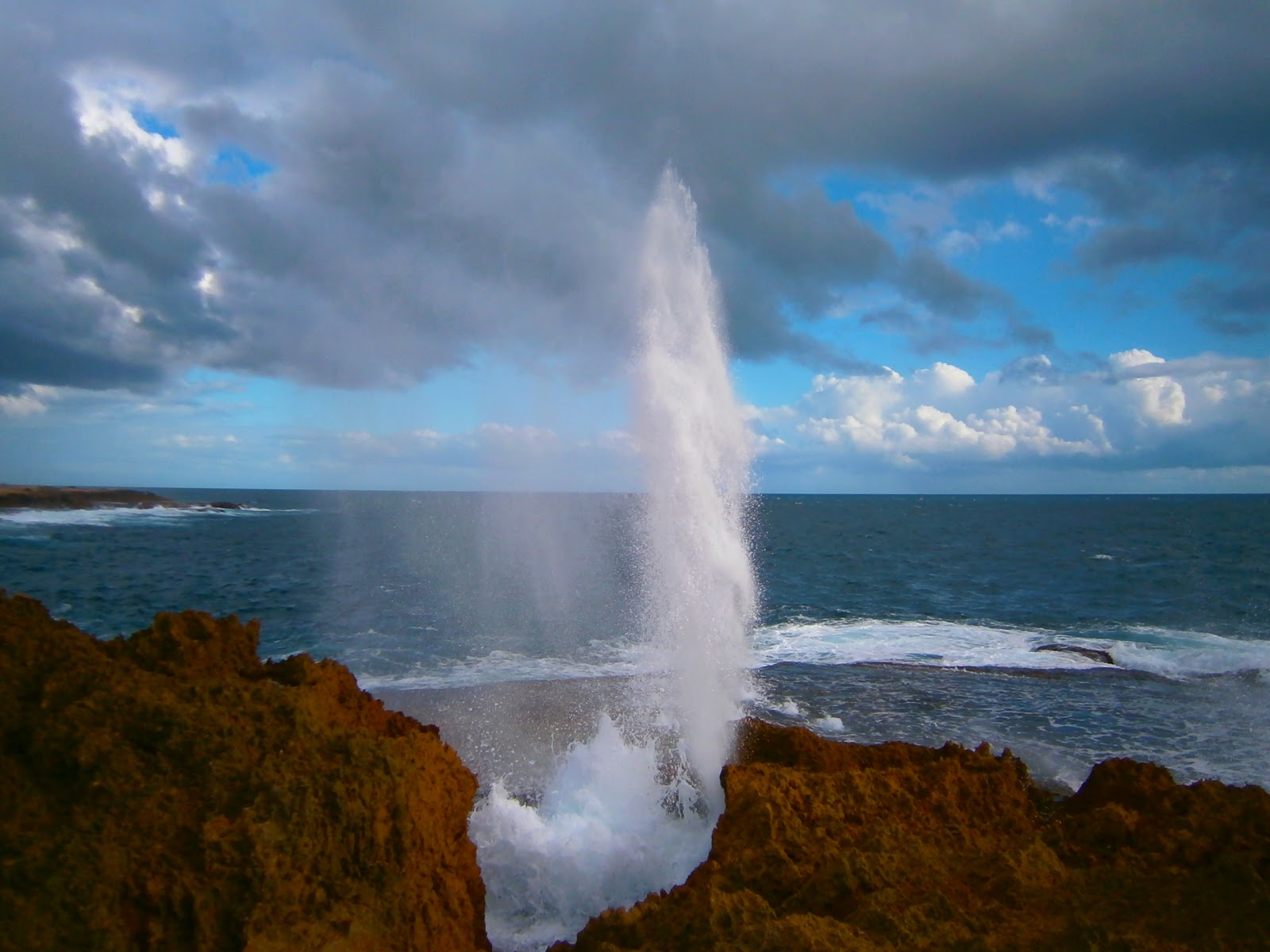 AUSTRALIAN ADVENTURE: Geraldton to Carnarvon (Point Quobba)