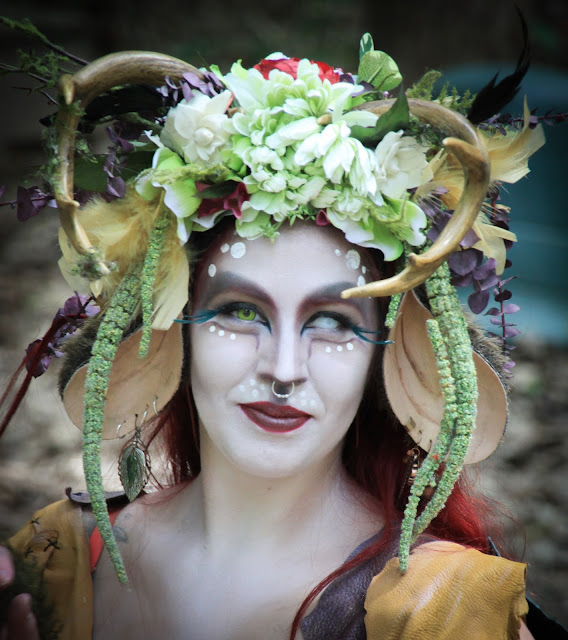 The Bees’ RV Renaissance Faire, Saint Louisstyle