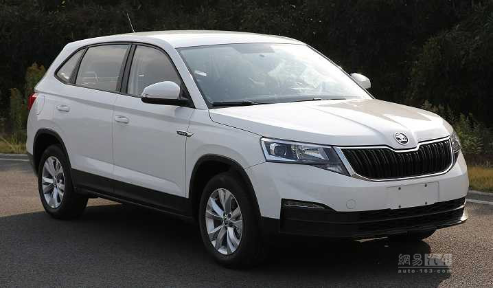 Skoda-Kariq-C1.jpeg