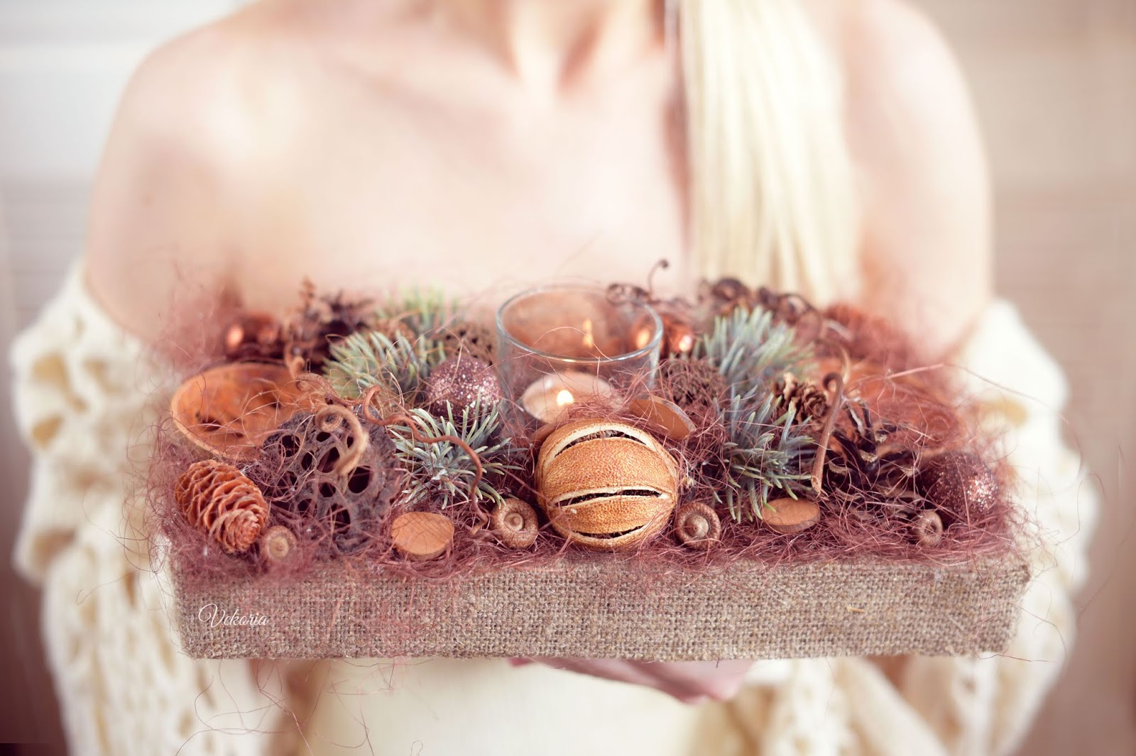 Christmas flower arrangement with candlestick | Новогодняя композиция с подсвечником
