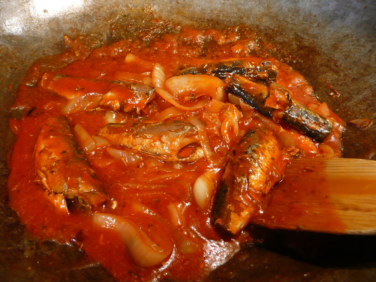 Canned Sardine in Tomato Sauce with Chilli Simple Recipe Canned