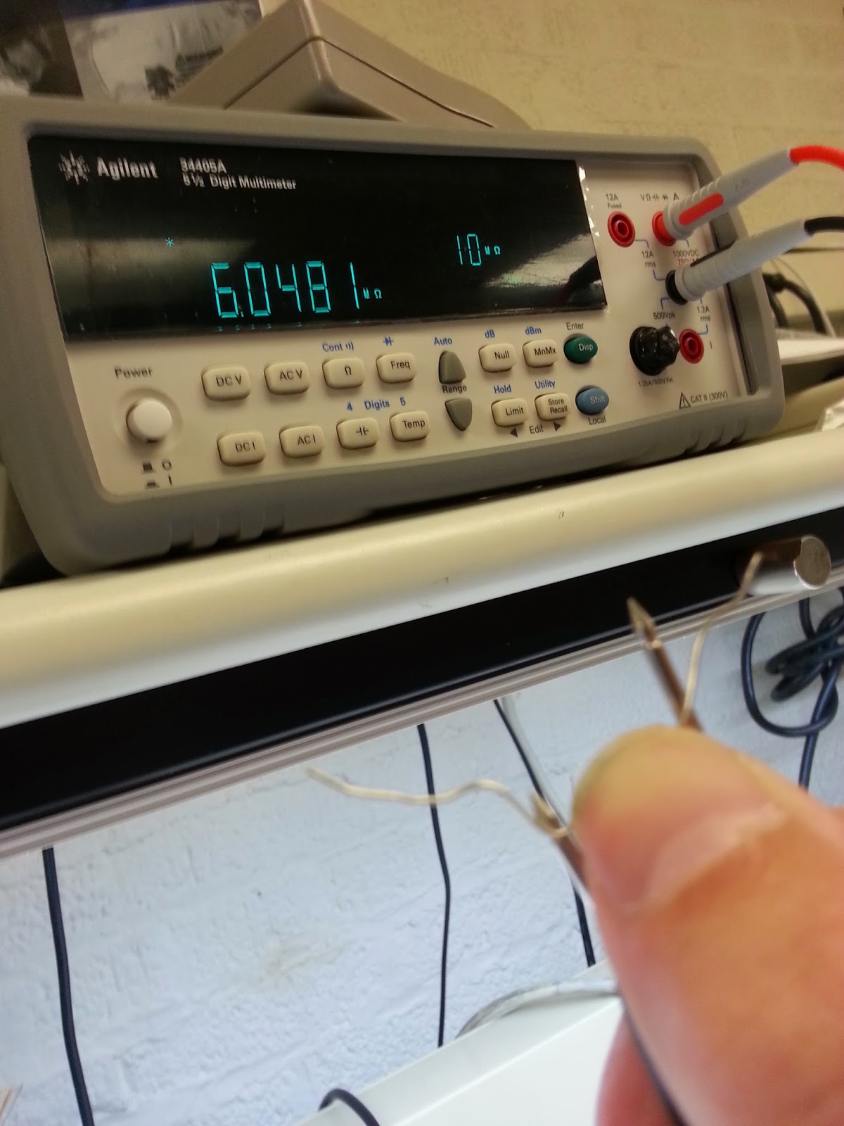 There is no "I" in Steve Fuse Change in HP33120A Function Generator