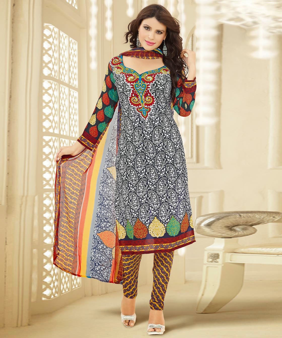 Indian Printed Salwar Kameez with Straight Cuts Casual Salwar Suits