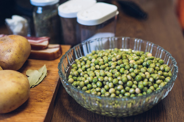 Outdoor Kitchen 10 | Erbseneintopf aus dem Dutch Oven