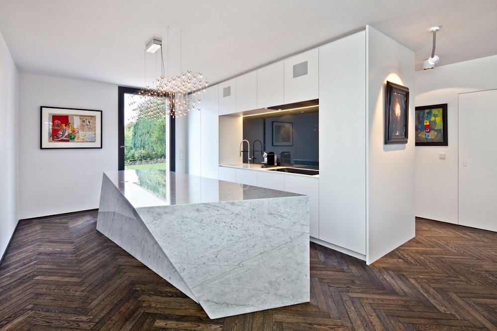 geometric-marble-bench-kitchen