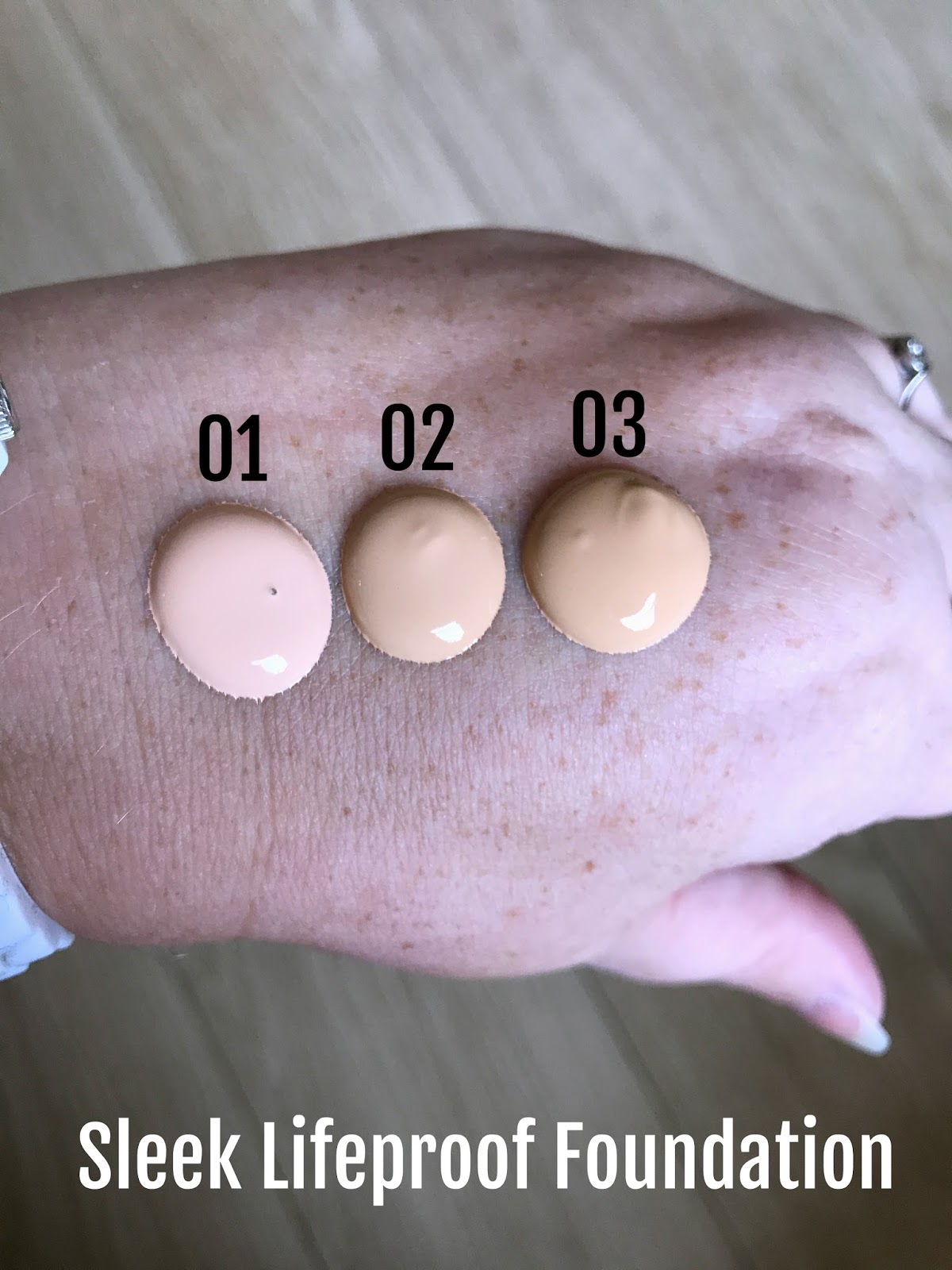 sleek lifeproof concealer