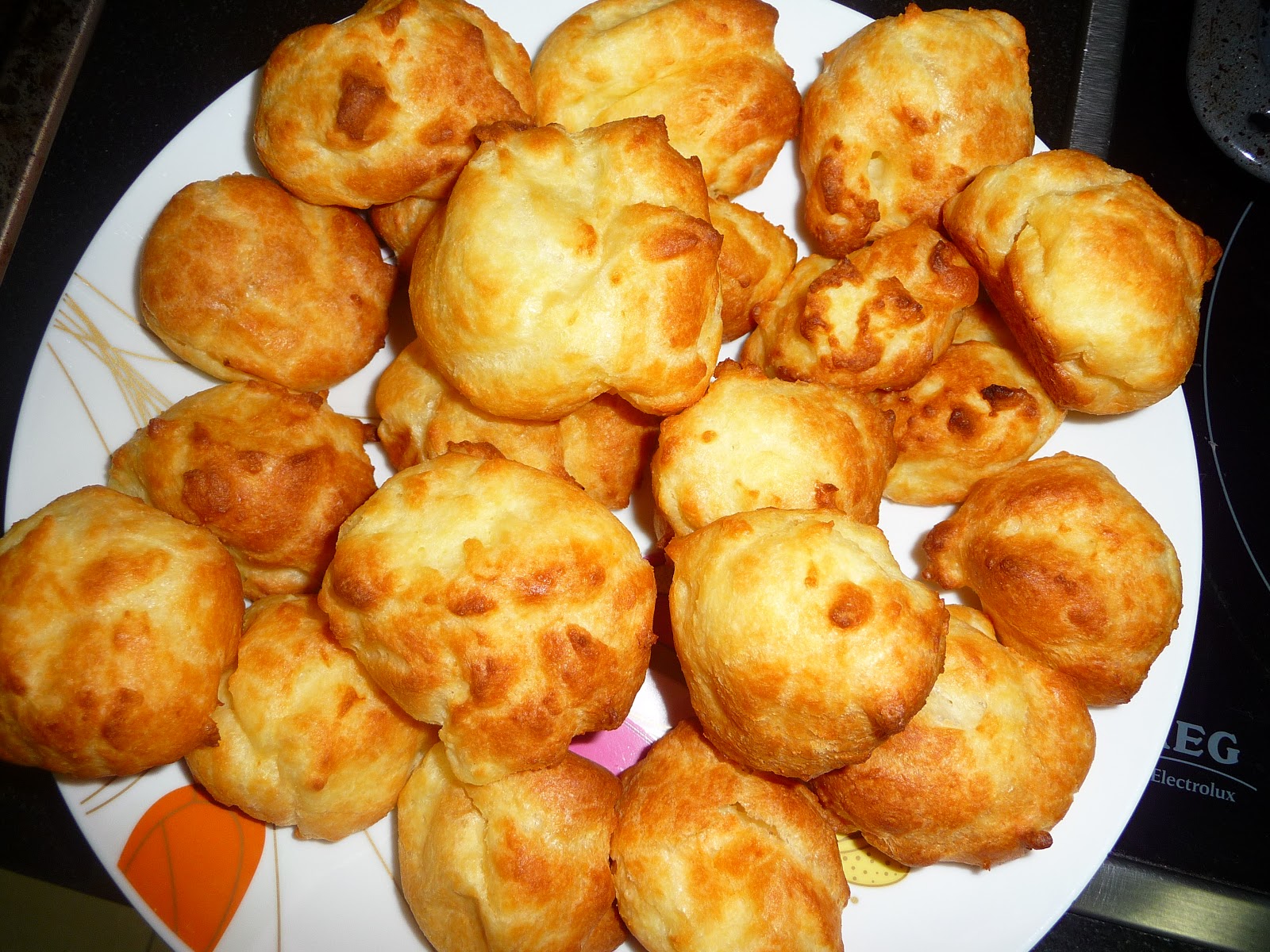 FoodyDubaiana Choux pastries