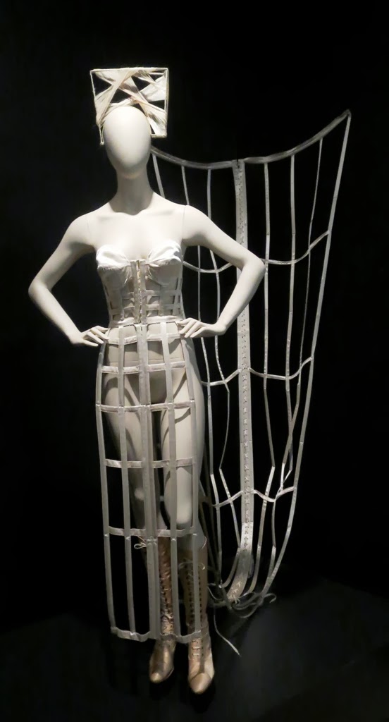 Idiosyncratic Fashionistas: The Fashion World of Jean Paul Gaultier ...