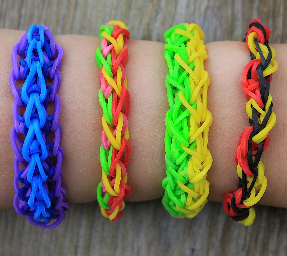 Afwijking wonder Seraph Hilde haakt: Rainbow loom armbandjes maken
