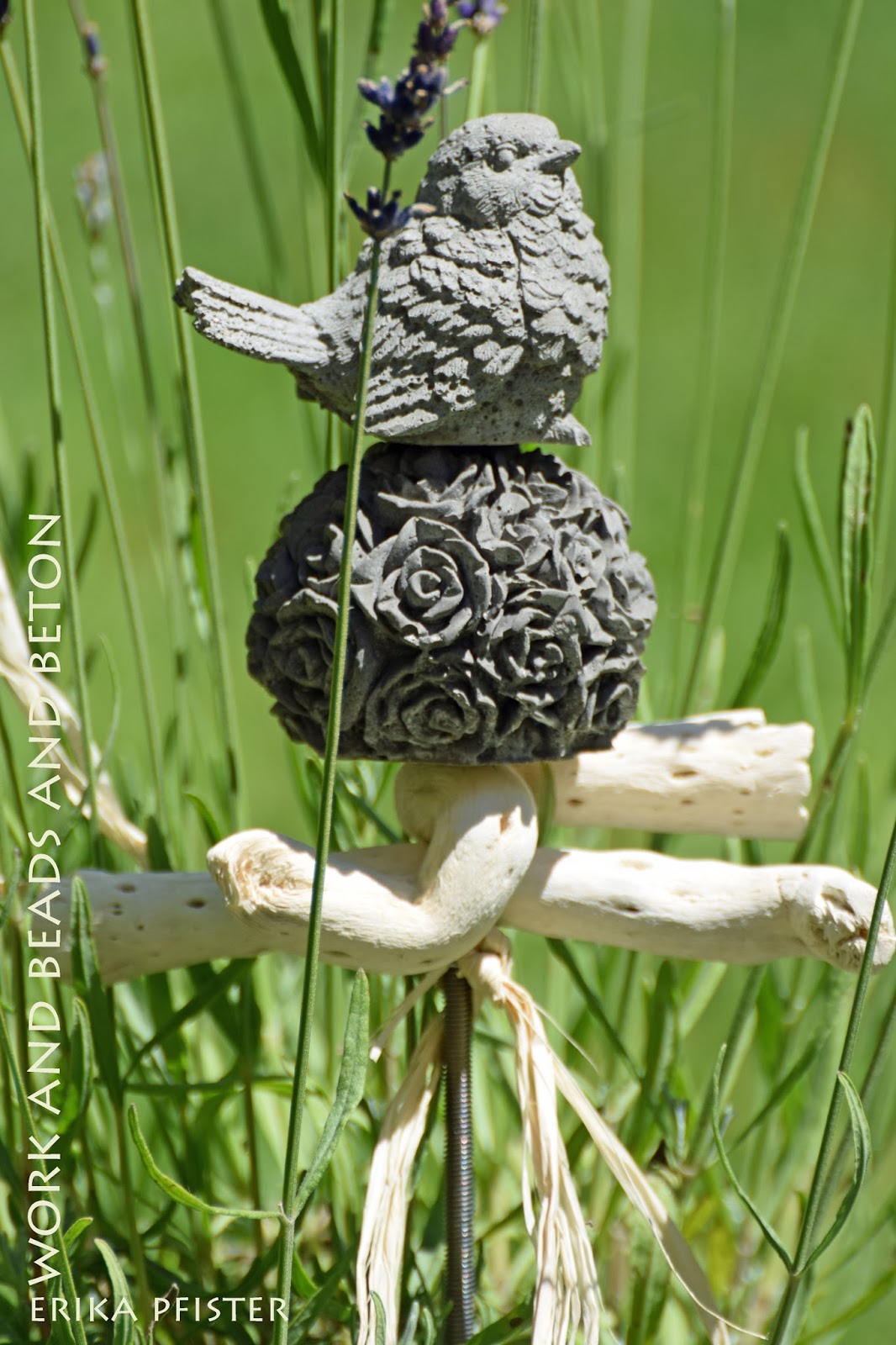 Work And Beads And BETON: Kleine Beton-Gartenstele