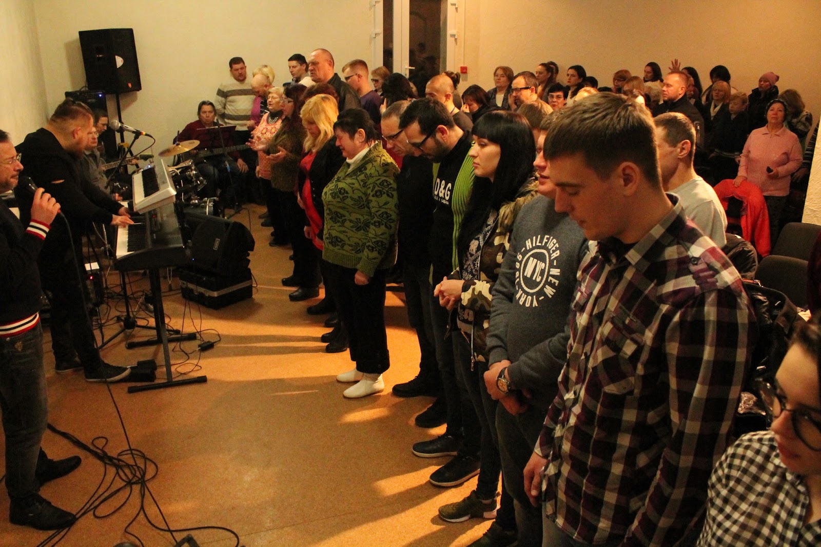 проспект дериглазова храма. баптистская церковь солнцево. михаил архангел храм вооруженных сил рф. храм вс рф в кубинке. сретенский монастырь храм новомучеников.