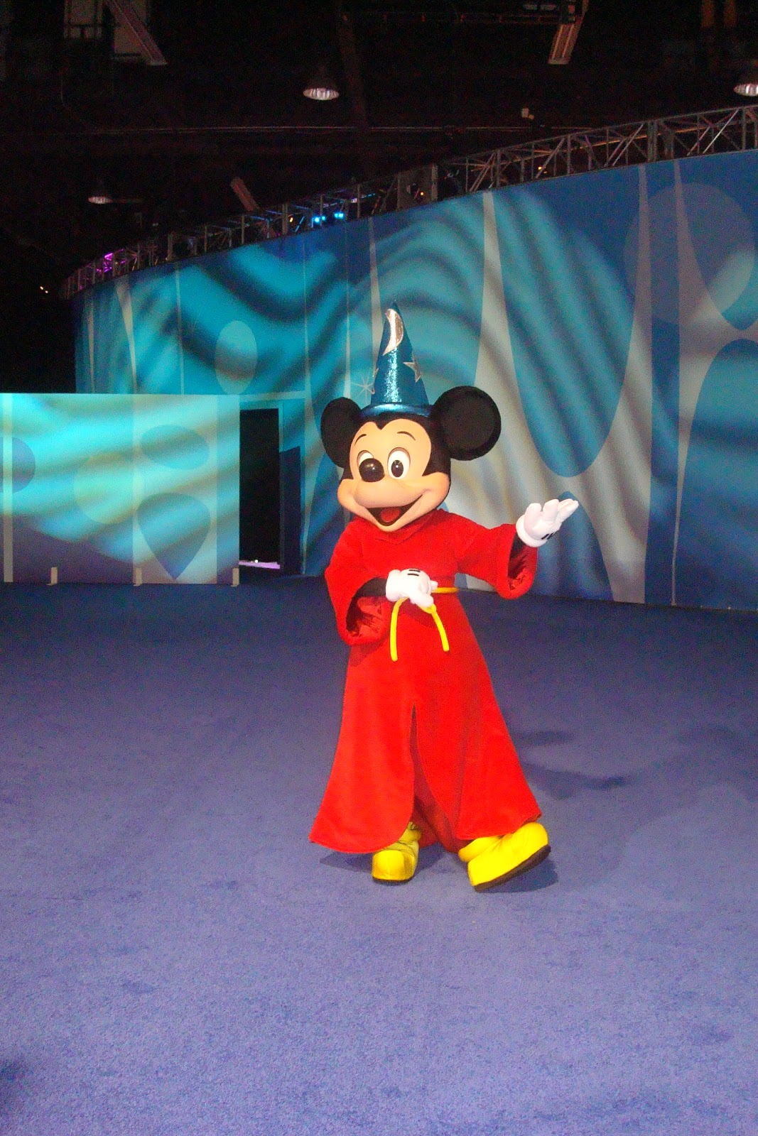 D23 Convention! PRE EVENT AND JAM PACKED DAY 1! ⋆ Brite and Bubbly