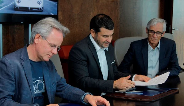 YPF y Pagani Automobili firmaron un acuerdo para la recomendación de Infinia y Elaion