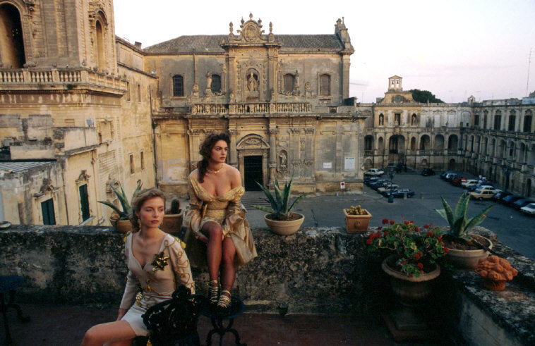 Ferdinando Scianna, Fashion and Baroque. Lecce, Italy, 1988. | Allegory of Vanity