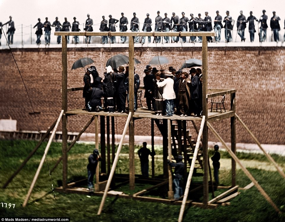 Hanging of the Lincoln assassins.