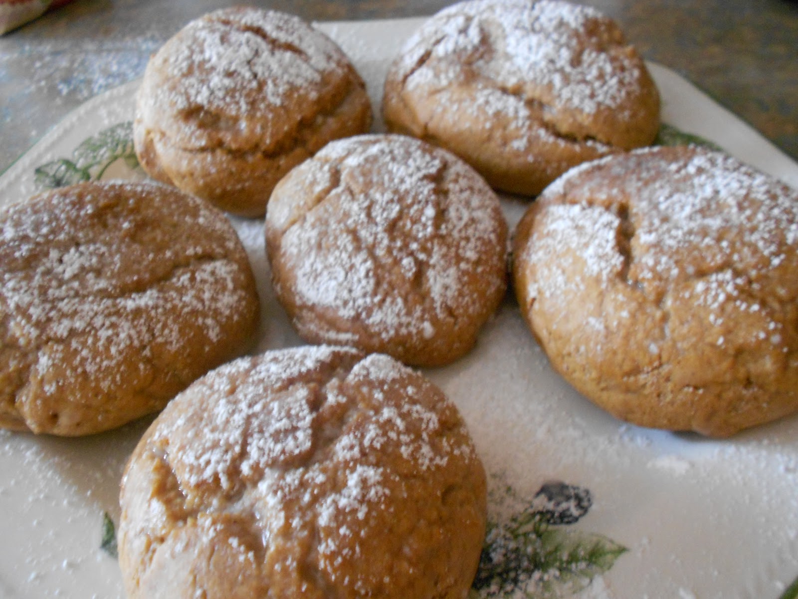 Vegan Nyom Nom Pryaniki Russian Spiced Cakey Biscuit Buns 