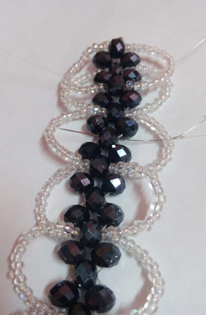 Beadination: Right angle weave millipede beaded necklace or bracelet
