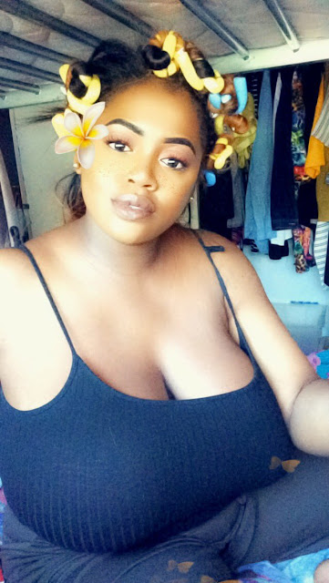 Photos-This lady's huge boobs are causing a stir online