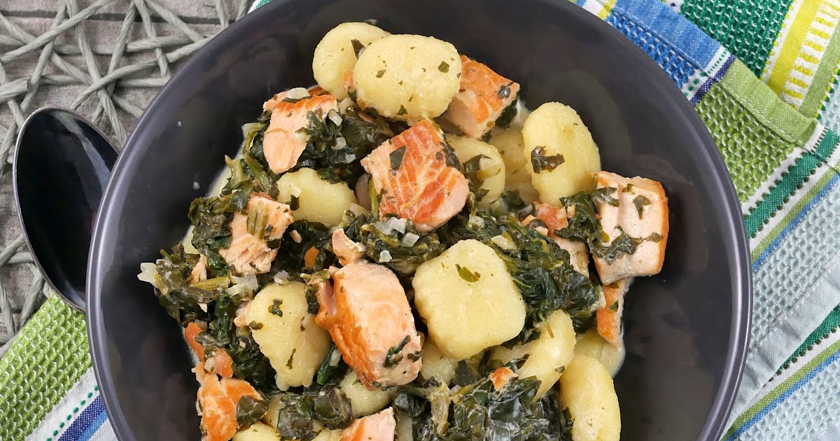 Experimente aus meiner Küche: Gnocchi-Lachs-Pfanne mit Spinat
