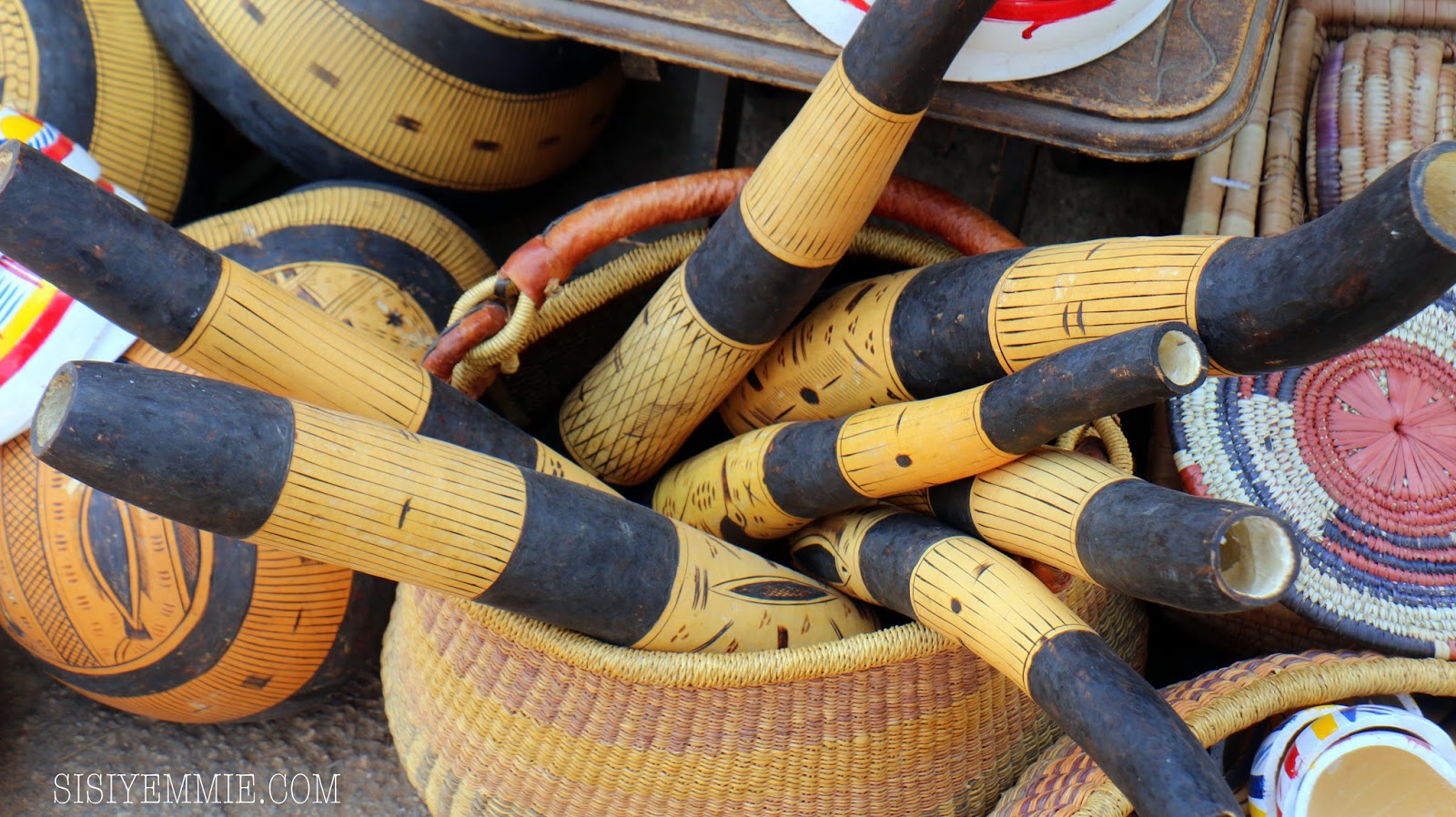 MY QUICK VISIT TO THE ARTS AND CRAFTS VILLAGE, ABUJA SISIYEMMIE