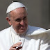 Papa a studente: “Diamoci del tu, come fra amici”  