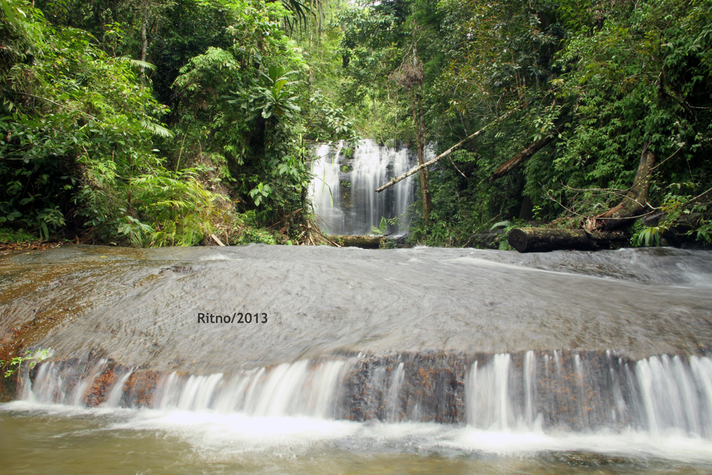 Air Terjun Belek Lubuk Alung Padang Pariaman Sumatra Barat - Jelajah