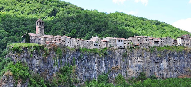 Castellfollit de la Roca - Espanha