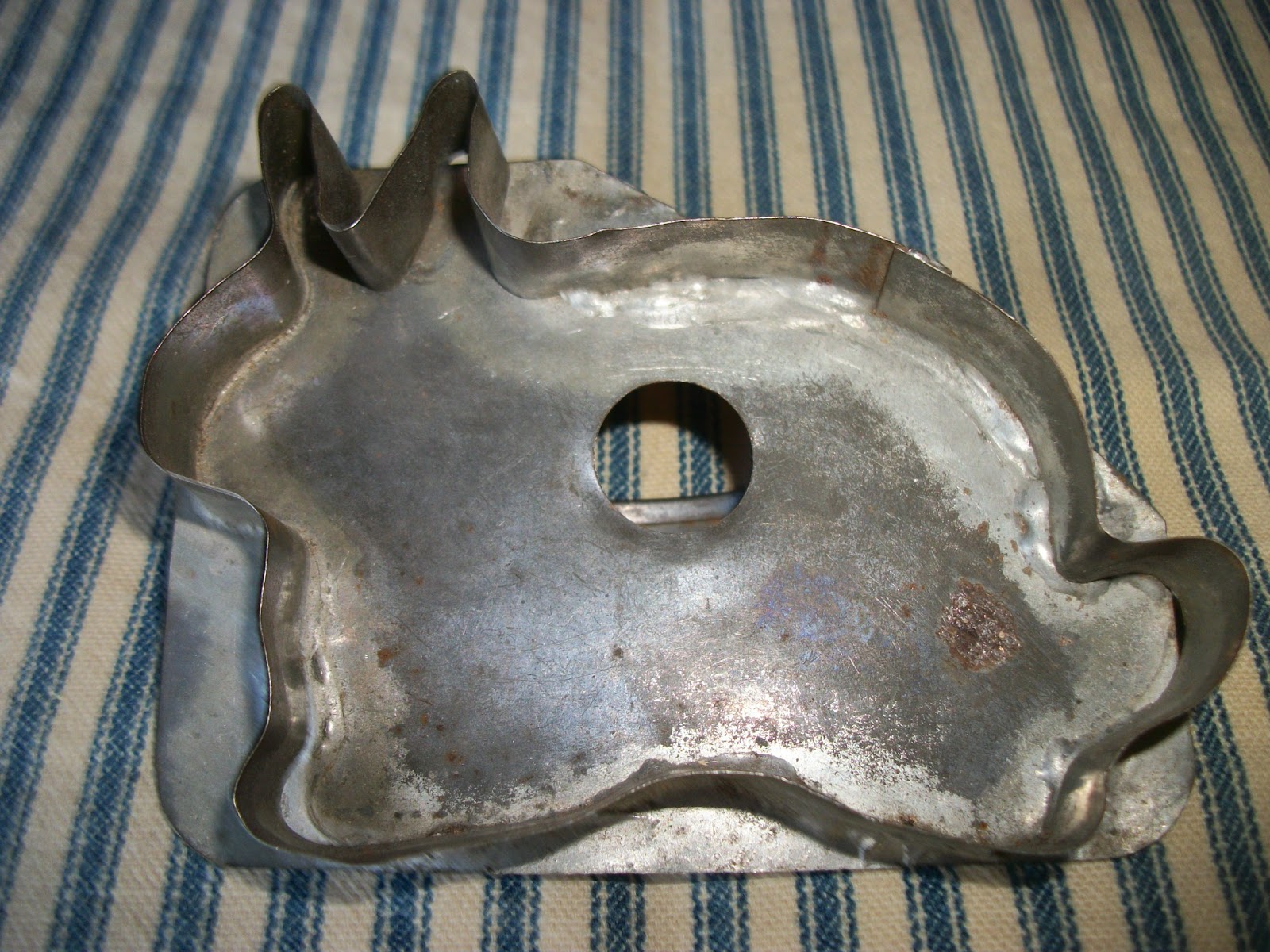 JJ's General Store Antique Tin Cookie Cutters