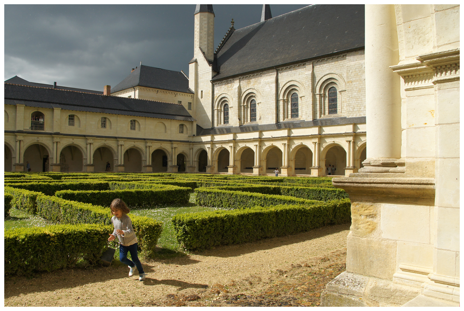 CERGIPONTIN Le Paradis Paradise