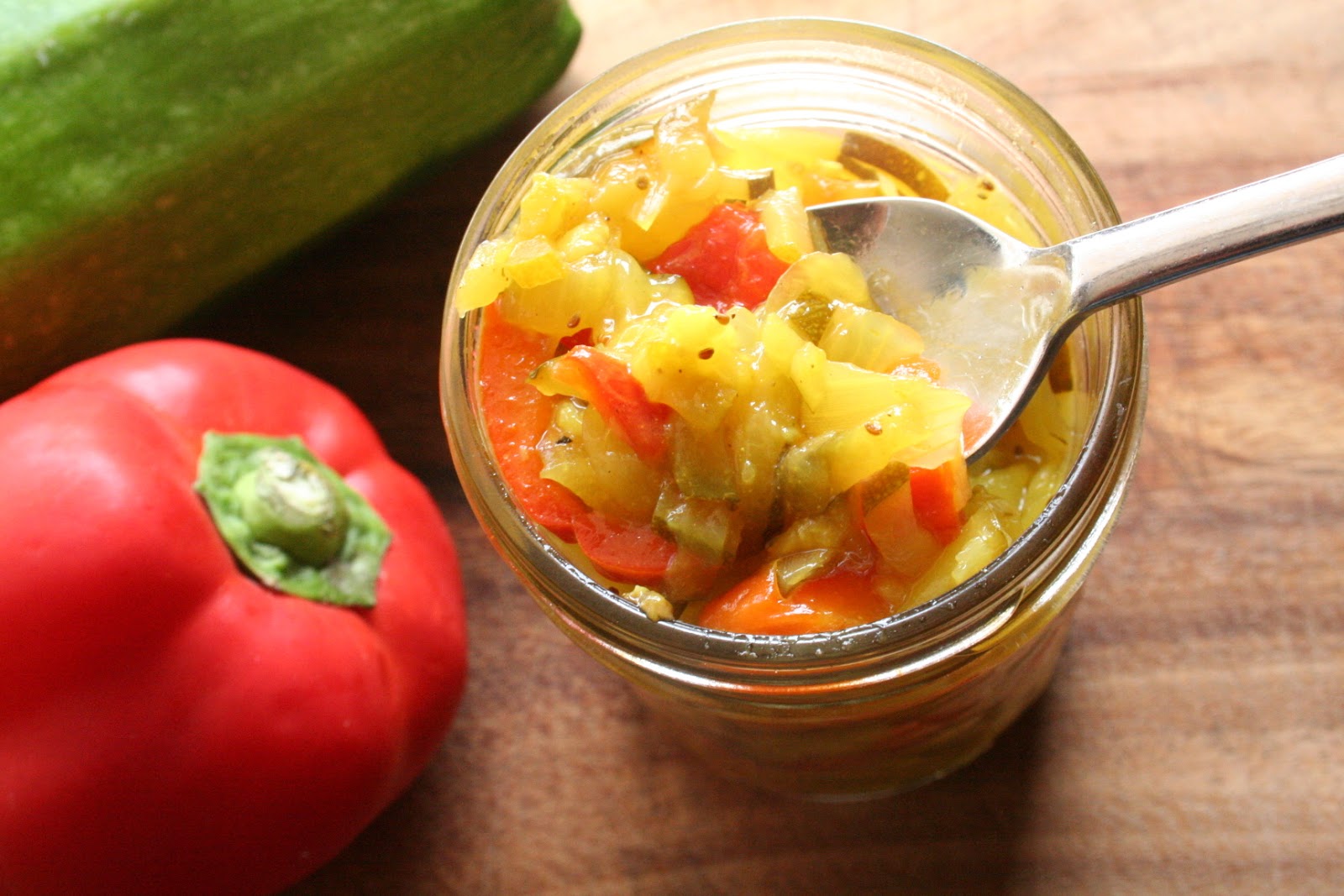 The Healthy Happy Wife Zucchini Relish (Refined Sugar Free)