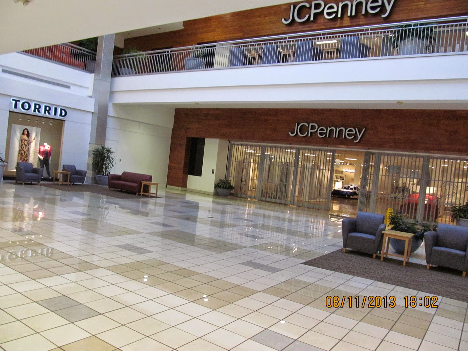 Trip to the Mall St. Clair Square Mall (Fairview Heights, IL)